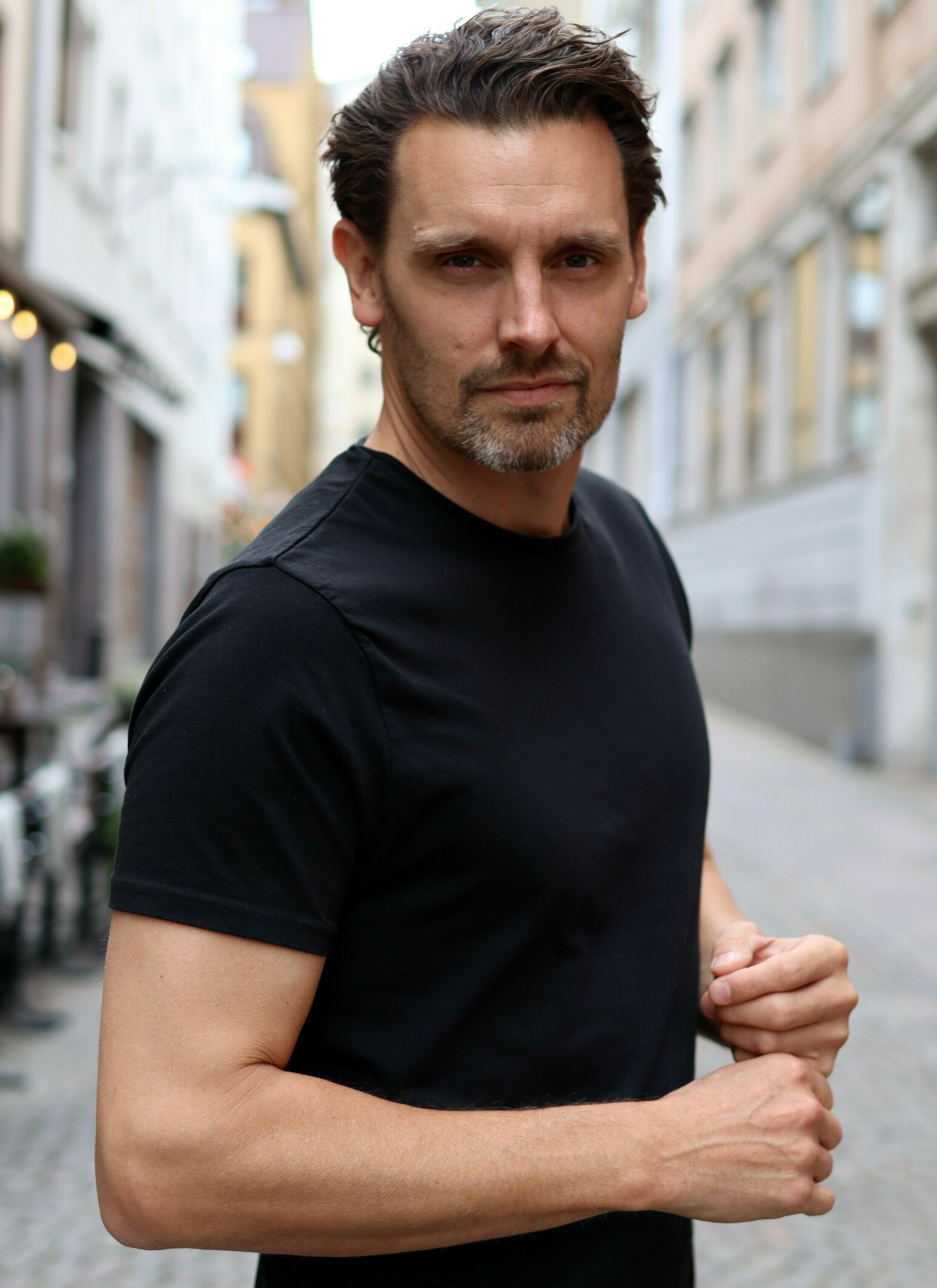 Christoffer R | Men - Mainboard | Lind Models
